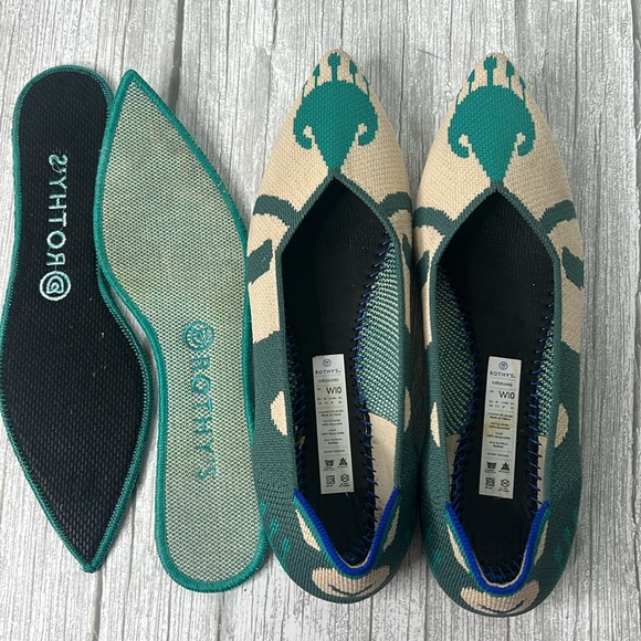 Rothys The Point Flats in Moroccan Ikat - Picture 4 of 6